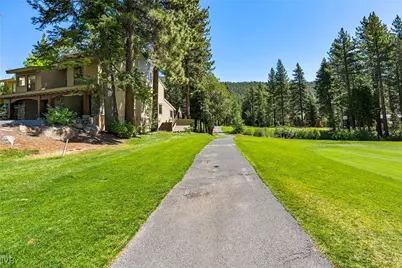 954 Fairway Boulevard #4, Incline Village, NV 89451 - Photo 17