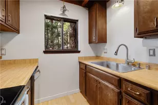 521 Lucille Dr, Incline Village, NV 89451 - Photo 9