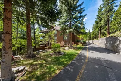 335 Ski Way #329, Incline Village, NV 89451 - Photo 33