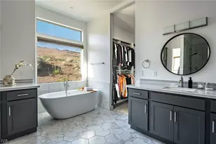 2475 Drake Wood Ct, Reno, NV 89511 - Photo 15
