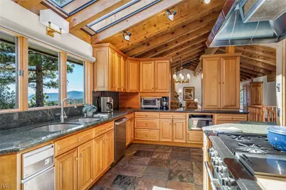 545 Alpine View, Incline Village, NV 89451 - Photo 19