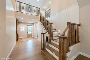 194 N Cricket Knoll Ct, Valparaiso, IN 46385 - Photo 5