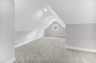 194 N Cricket Knoll Ct, Valparaiso, IN 46385 - Photo 33