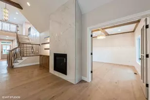 194 N Cricket Knoll Ct, Valparaiso, IN 46385 - Photo 7