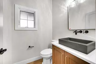 194 N Cricket Knoll Ct, Valparaiso, IN 46385 - Photo 23