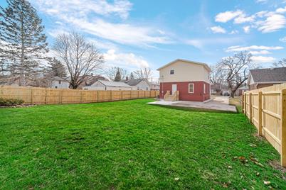 807 Division Street, La Porte, IN 46350 - Photo 5