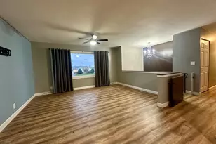 3907 Brookside Dr, Crown Point, IN 46307 - Photo 9