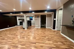 3907 Brookside Dr, Crown Point, IN 46307 - Photo 3