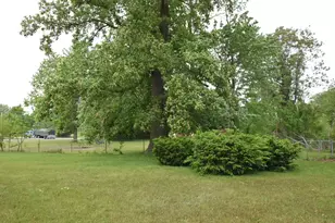 1325 Indian Boundary Rd, Chesterton, IN 46304 - Photo 25