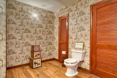 427 E Commercial Avenue, Lowell, IN 46356 - Photo 15