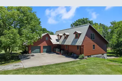 112 E 900 N, La Porte, IN 46350 - Photo 1