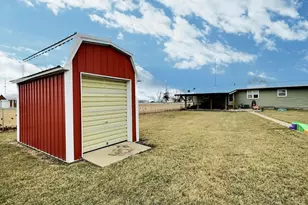 315 W Railroad St, Kentland, IN 47951 - Photo 35