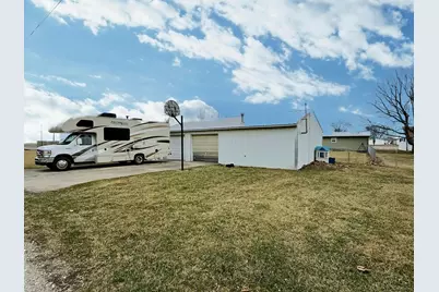 315 W Railroad Street, Kentland, IN 47951 - Photo 33