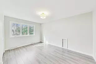 22 Chrismar Rd, Ogden Dunes, IN 46368 - Photo 17