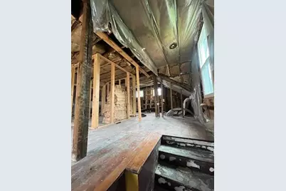 611 W 9th Street, Michigan City, IN 46360 - Photo 3