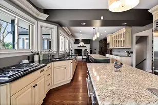 250 Bridlewood Ln, Valparaiso, IN 46385 - Photo 15