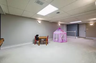 250 Bridlewood Ln, Valparaiso, IN 46385 - Photo 33