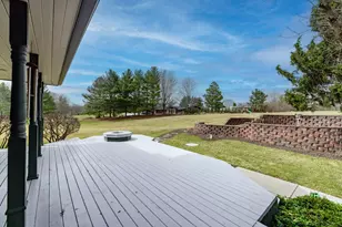 250 Bridlewood Ln, Valparaiso, IN 46385 - Photo 33