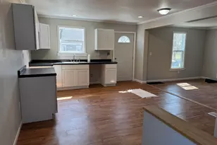 616 Grand Ave, Michigan City, IN 46360 - Photo 5