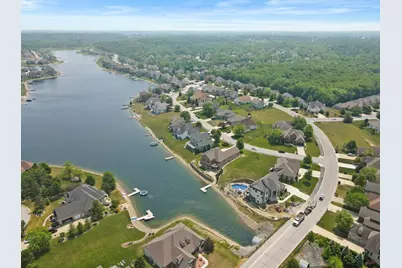 10330 Doubletree Drive S, Crown Point, IN 46307 - Photo 39