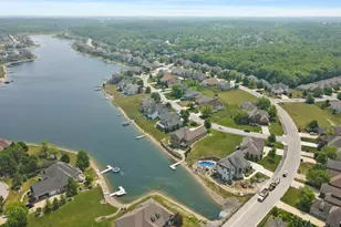 10330 Doubletree Dr S, Crown Point, IN 46307 - Photo 39