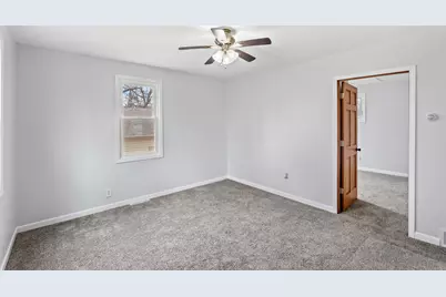 8431 Austin Avenue, Schererville, IN 46375 - Photo 7