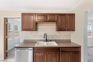 8431 Austin Ave, Schererville, IN 46375 - Photo 13