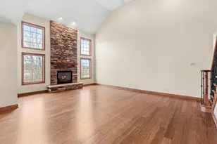 29 81st Ave, Schererville, IN 46375 - Photo 9