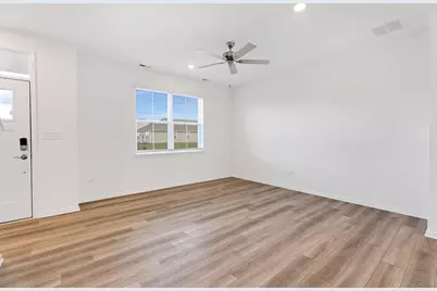 471 E 127th Place, Crown Point, IN 46307 - Photo 5