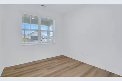 521 E 127th Place, Crown Point, IN 46307 - Photo 3