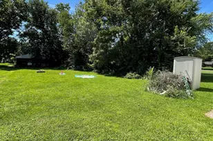 605 E Washington St, Morocco, IN 47963 - Photo 13