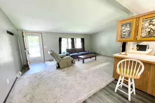 605 E Washington St, Morocco, IN 47963 - Photo 3