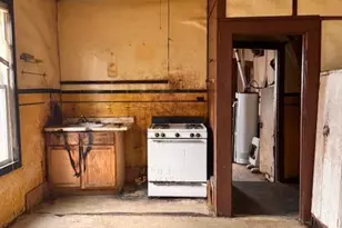 713 Sibley St, Hammond, IN 46320 - Photo 3