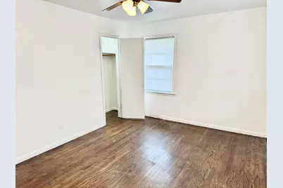 9505 Kennedy Avenue, Highland, IN 46322 - Photo 11