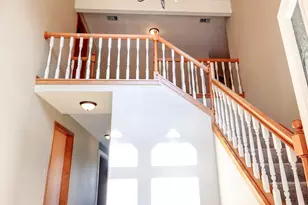 200 Golfview Dr, Schererville, IN 46375 - Photo 17