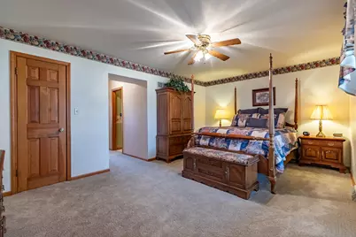 200 Golfview Drive, Schererville, IN 46375 - Photo 39