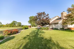 200 Golfview Dr, Schererville, IN 46375 - Photo 7