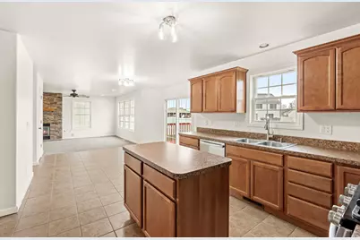 10645 Illinois Street, Crown Point, IN 46307 - Photo 5