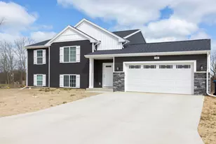 114 Mayfield Dr, Michigan City, IN 46360 - Photo 1