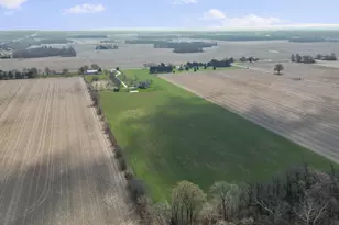 56803 Tulip Rd, New Carlisle, IN 46552 - Photo 9