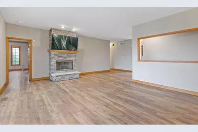 2776 W Hogan Avenue, La Porte, IN 46350 - Photo 29