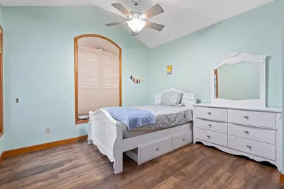 2776 W Hogan Avenue, La Porte, IN 46350 - Photo 17