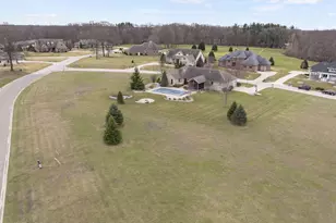 2776 W Hogan Ave, La Porte, IN 46350 - Photo 61