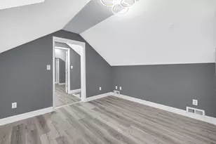 2302 W 37th Ave, Hobart, IN 46342 - Photo 33