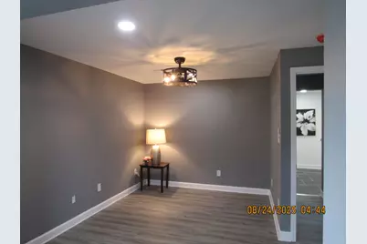 2302 W 37th Avenue, Hobart, IN 46342 - Photo 19