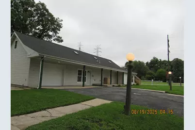 2302 W 37th Avenue, Hobart, IN 46342 - Photo 7