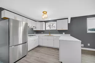 2302 W 37th Ave, Hobart, IN 46342 - Photo 29