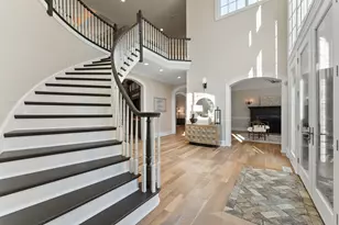 219 Crabapple Ln, Valparaiso, IN 46383 - Photo 3