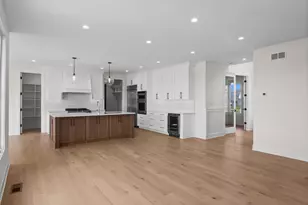 9417 Sweetspire Pl, Saint John, IN 46373 - Photo 7