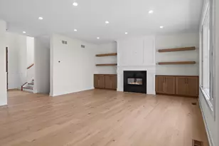 9417 Sweetspire Pl, Saint John, IN 46373 - Photo 5